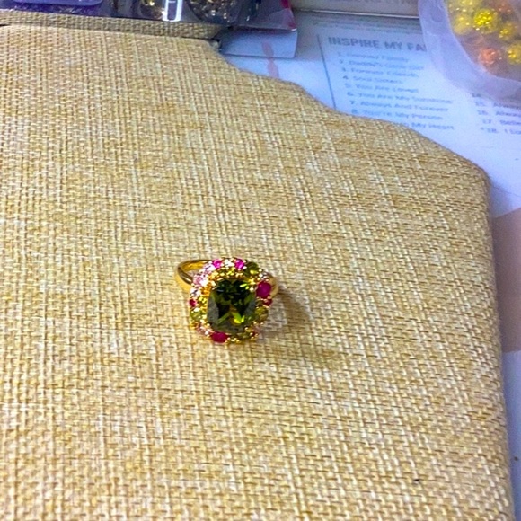 Gold Olivine & Multi Color Stones Ring - Picture 3 of 4